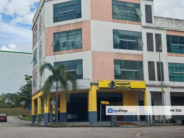Shop for rent in Bukit Ledang, Johor