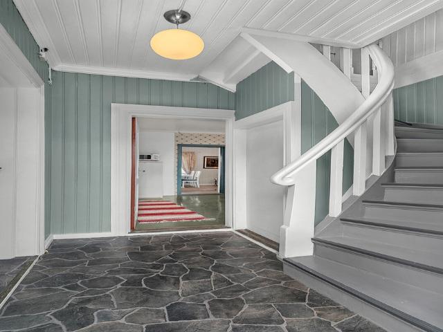 Hus till salu