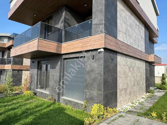 Silivri, İstanbul içerisinde kiralık Villa