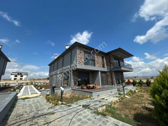 Selimpaşa Mahallesi, Silivri içerisinde satılık Villa