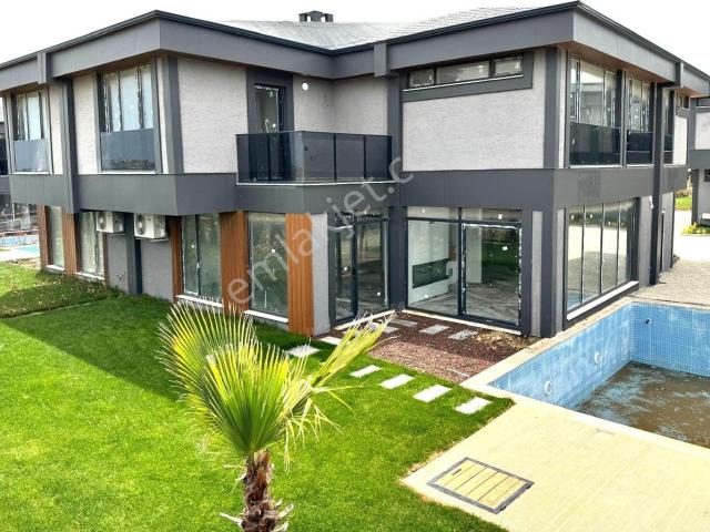Silivri, İstanbul içerisinde kiralık Villa