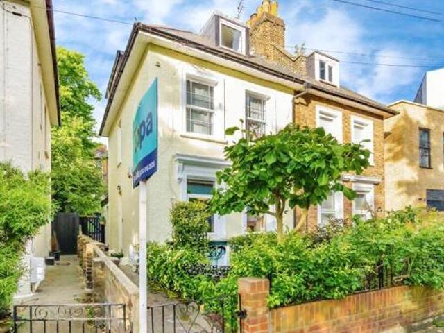 House for sale in City of London, Greater London