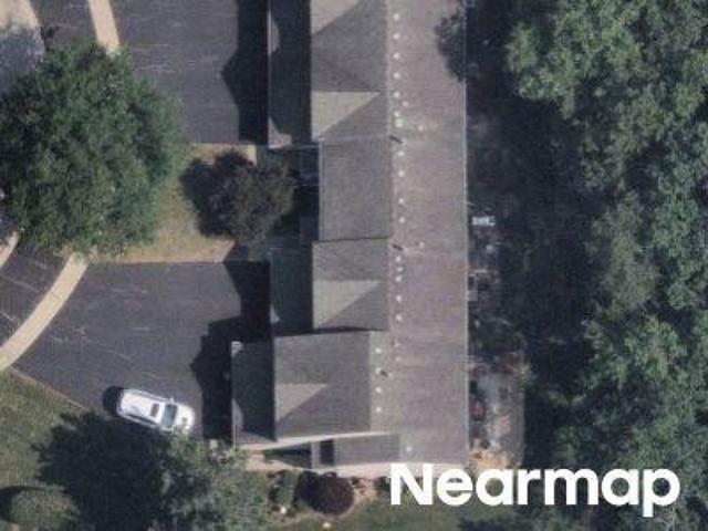 House for sale in Mchenry, Illinois