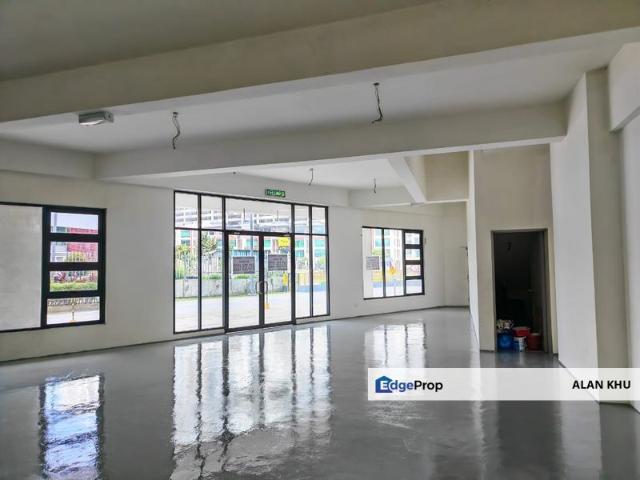 Shop for rent in Kajang, Langat