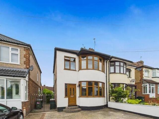 House for sale in Cheylesmore, West Midlands