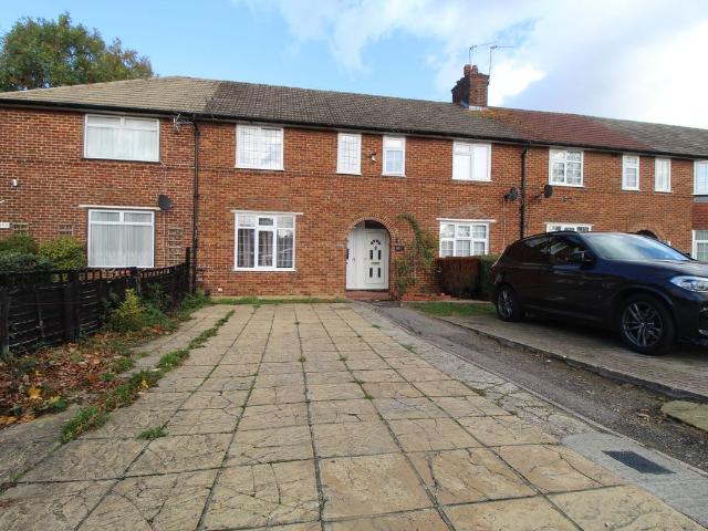 House for rent in Burnt Oak, Greater London