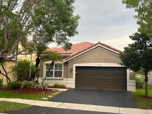 House for sale in Weston
