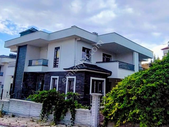 Selçuklu, Konya içerisinde satılık Villa