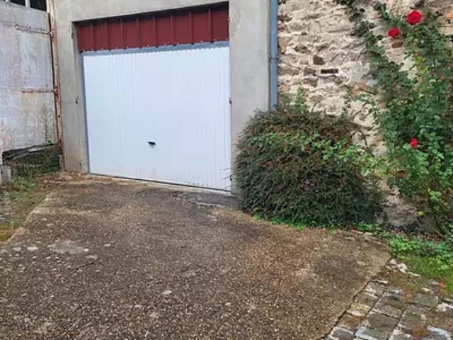 Garage vente à Lotissement de la Vigne, Sillé-le-Guillaume