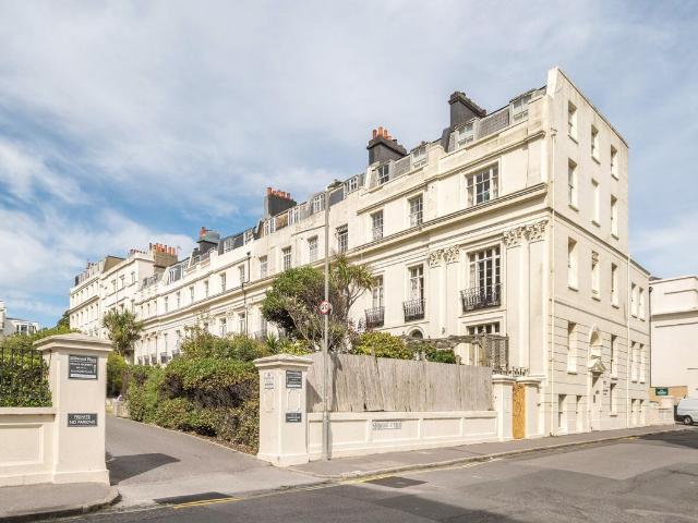 Apartment for rent in Brunswick, Brighton & Hove