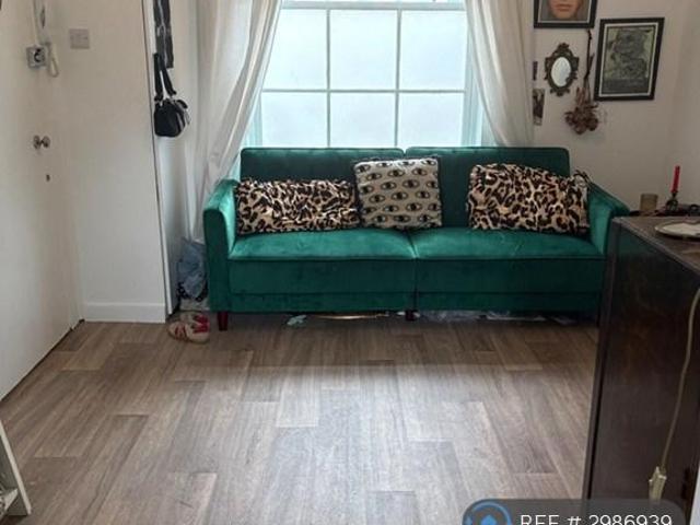 Apartment for rent in Brunswick, Brighton & Hove