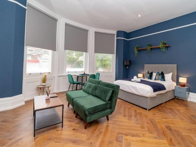 Studio for rent in Brunswick, Brighton & Hove