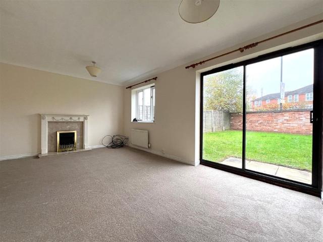 House for rent in Sydenham, Green Close