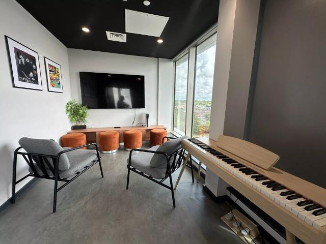 Room for rent in Islington, Calderstones