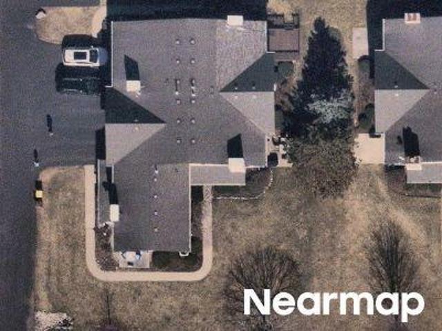 House for sale in Woodstock, McHenry County