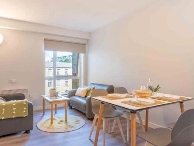Room for rent in Folly Hall, Kirklees