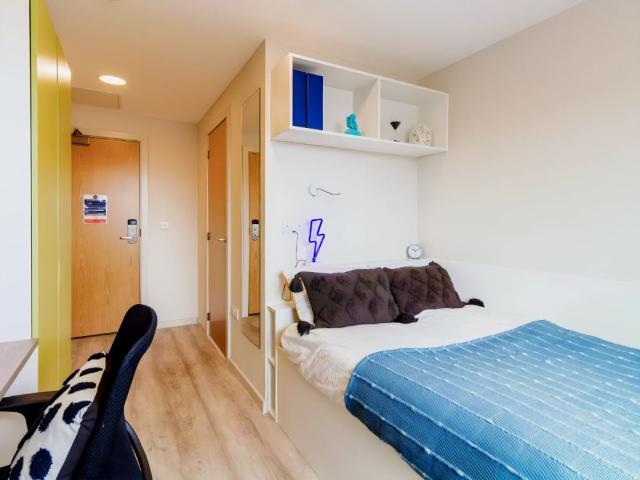Room for rent in Watergate, Devon