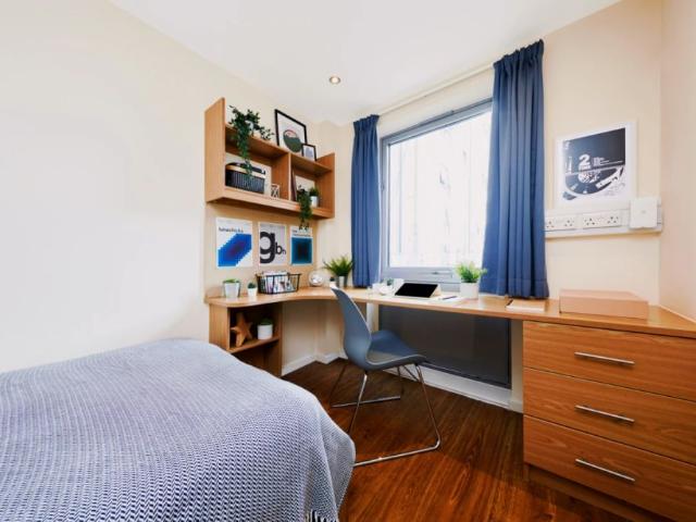 Room for rent in Key Street, Suffolk
