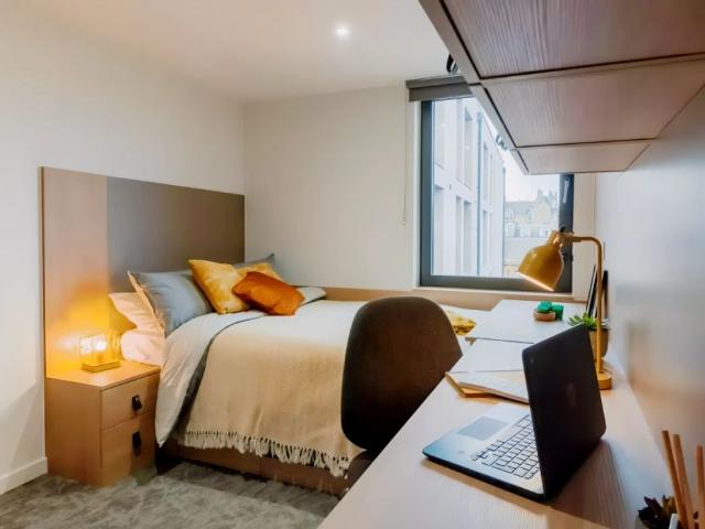 Room for rent in Sciennes, Scotland