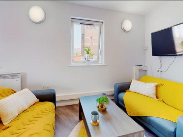 Room for rent in City Centre, Georgia