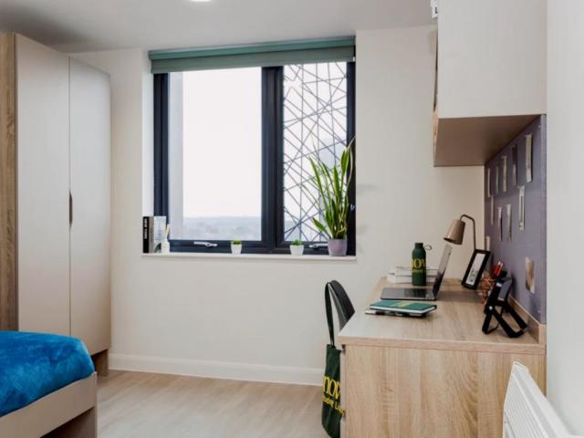 Room for rent in Lansdowne, Springbourne