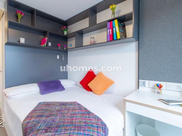 Room for rent in West Midlands