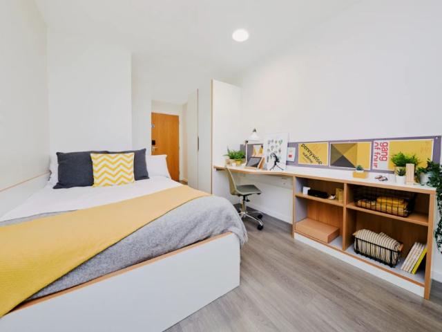 Room for rent in Black Friars, Old Wharf