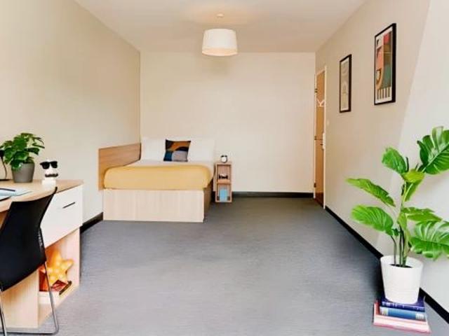 Room for rent in Redcliffe, Feckenham