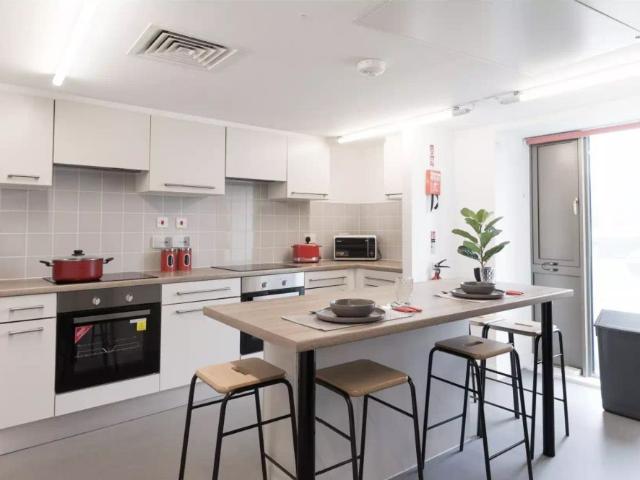 Room for rent in West Midlands