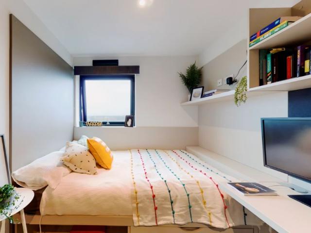 Room for rent in Hulme, Georgia
