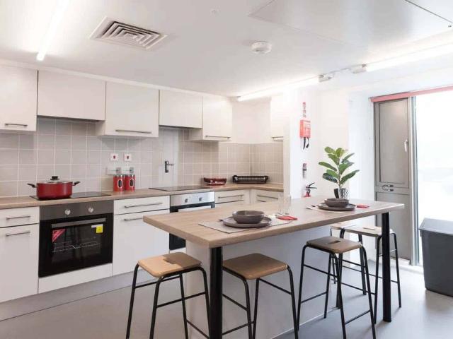 Room for rent in West Midlands