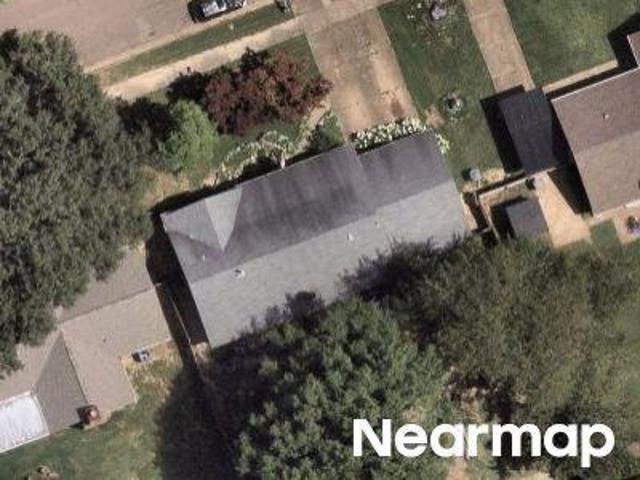 House for sale in Ellendale, Bartlett