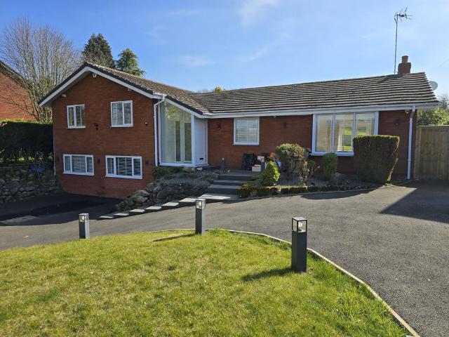House for rent in Houndhill, East Staffordshire