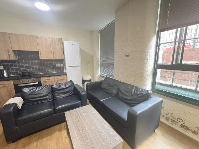Room for rent in Haddon, East Midlands