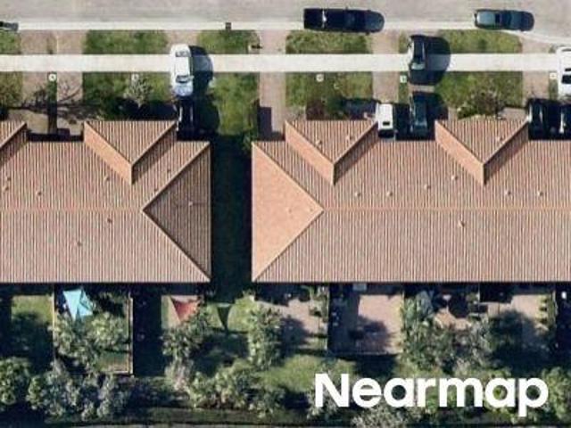 Townhouse for sale in Lake Worth