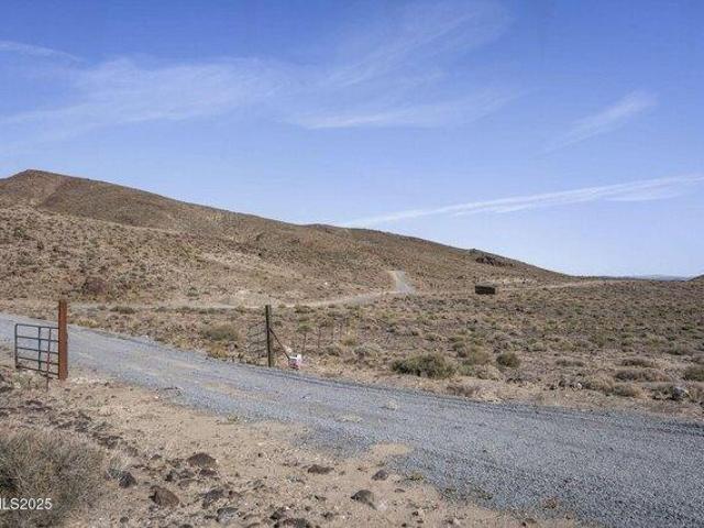 Land for sale in Silver Springs, Nevada
