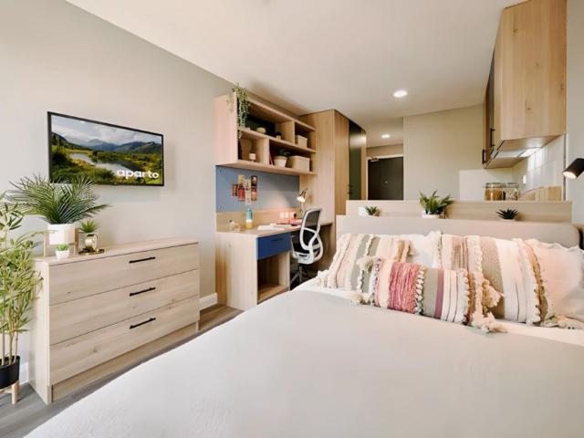 Studio for rent in The Slade, Oxfordshire