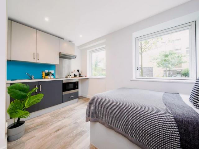 Studio for rent in Harestock, Hampshire