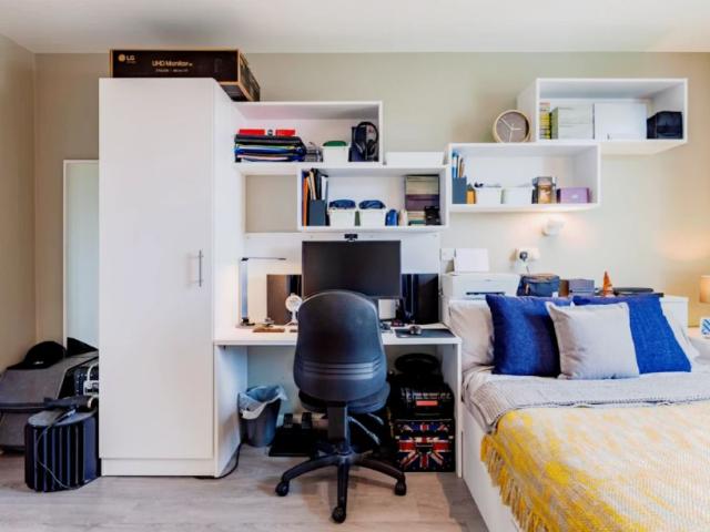 Studio for rent in Watergate, Devon