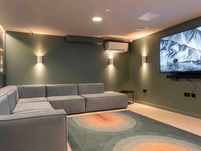 Studio for rent in Ripley Springs, Row Town