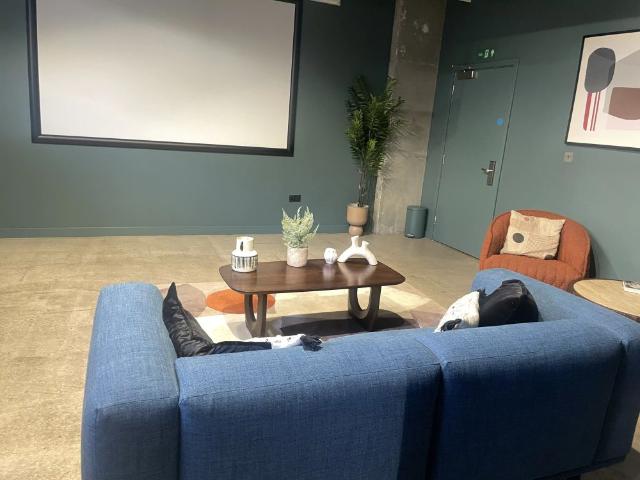 Studio for rent in North Kensington, Isle Of Man