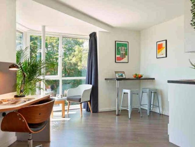 Studio for rent in Hyde Park, West Yorkshire