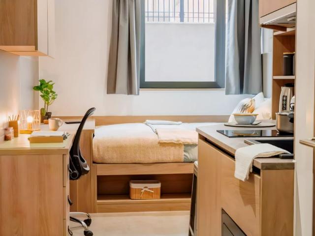 Studio for rent in Sciennes, Scotland