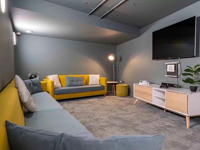 Studio for rent in Broadmead, Feckenham