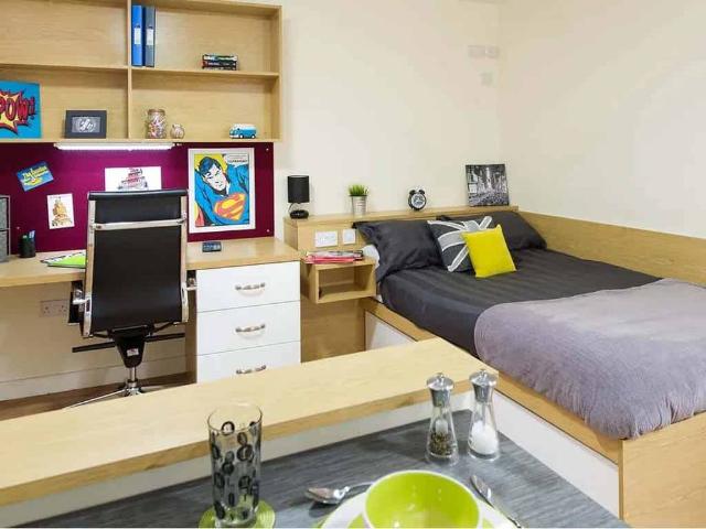 Studio for rent in Norbiton, Greater London