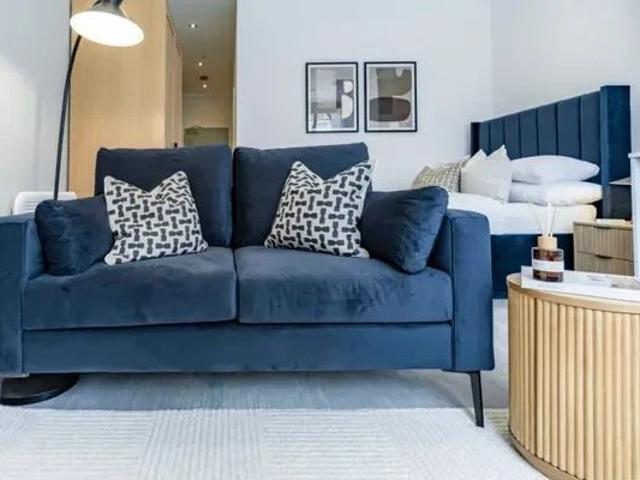 Studio for rent in City Centre, Georgia