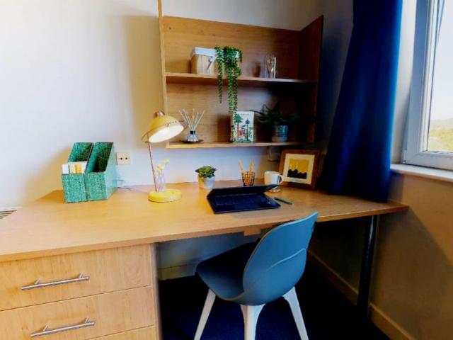 Studio for rent in New Boultham, Brayford