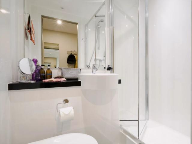 Studio for rent in New Lodge, Northern Ireland