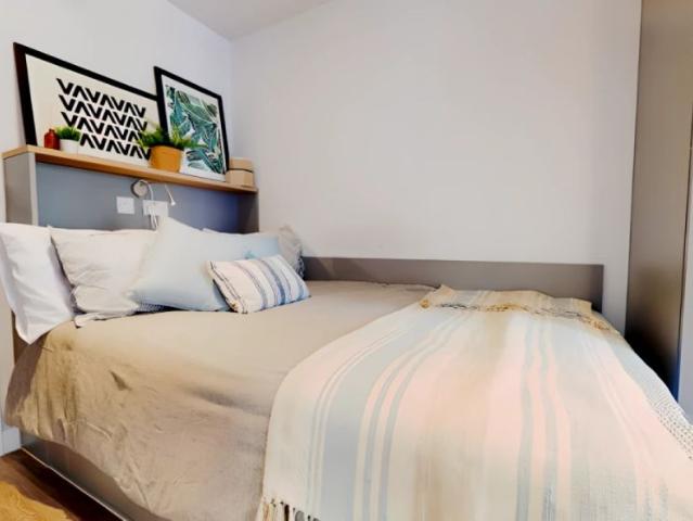Studio for rent in Hillfields, West Midlands