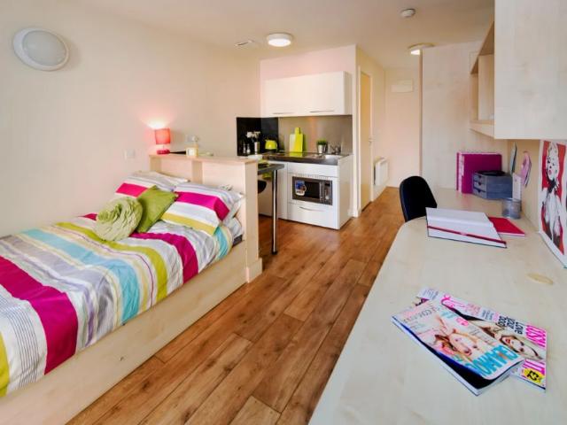 Studio for rent in Elmfield, Leicestershire